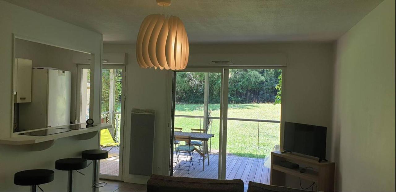 T3 Avec Sa Spacieuse Terrasse Apartamento Baiona